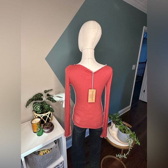 NWT Project Social T Ribbed Red Long Sleeve Top Ruffled Hem Slim Fit Y2K Size M - Picture 5 of 14